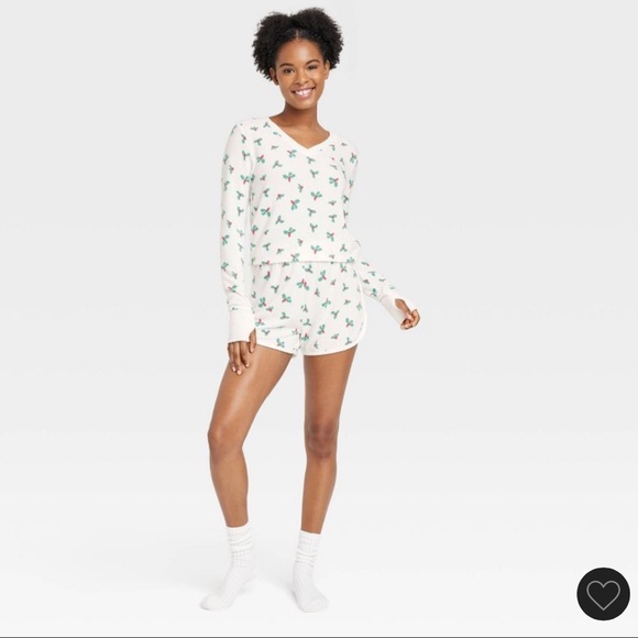 Holiday pajama set - Picture 3 of 3